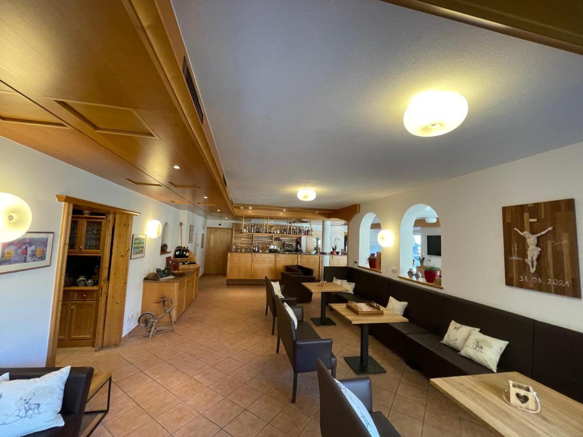 Hotel Larch Campo di Trens Dış mekan fotoğraf