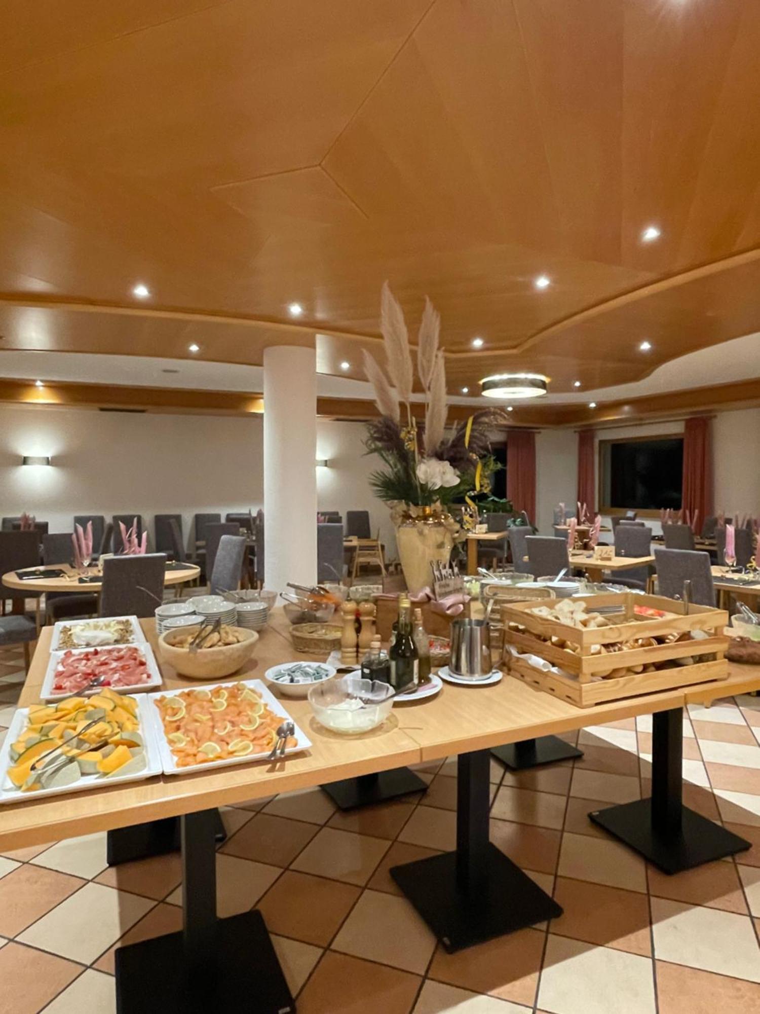 Hotel Larch Campo di Trens Dış mekan fotoğraf