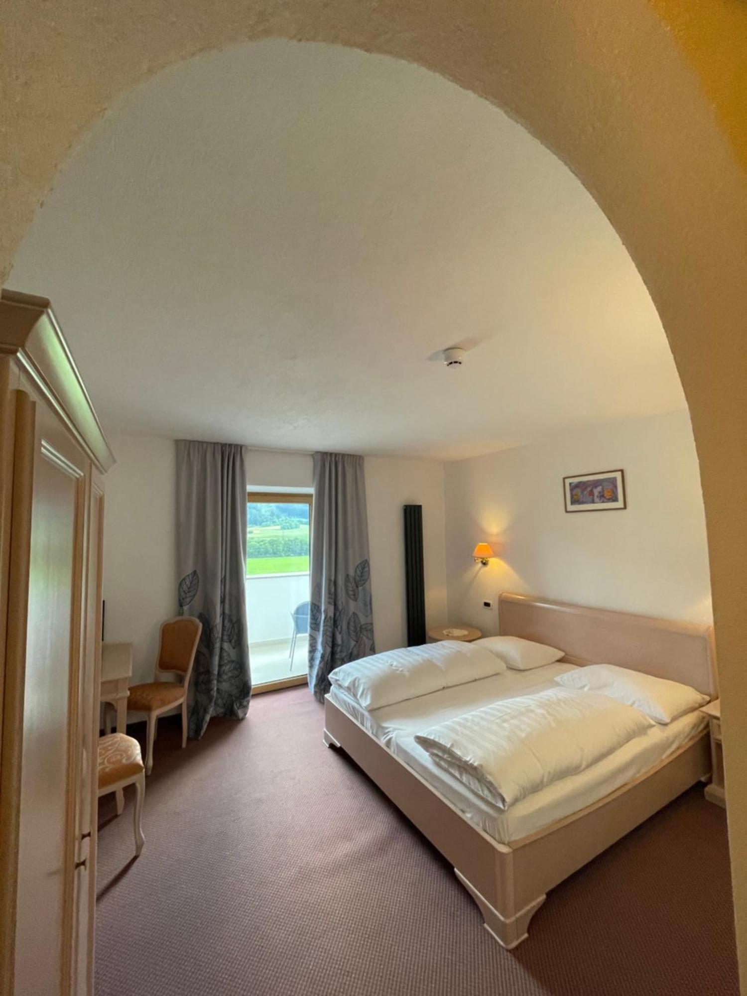 Hotel Larch Campo di Trens Dış mekan fotoğraf