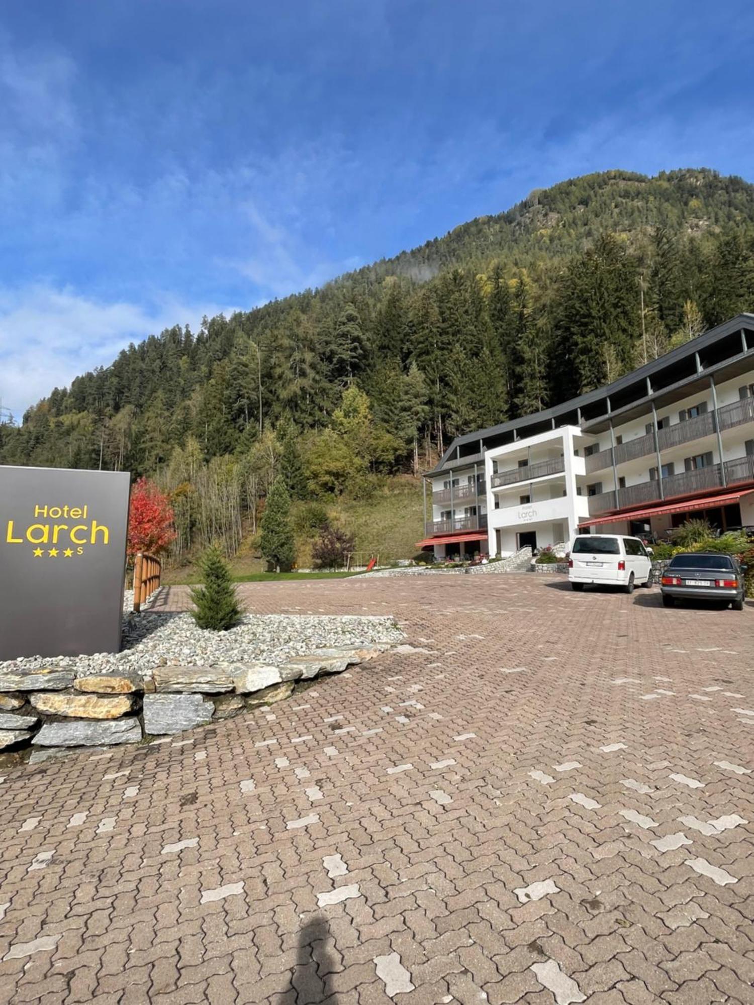 Hotel Larch Campo di Trens Dış mekan fotoğraf