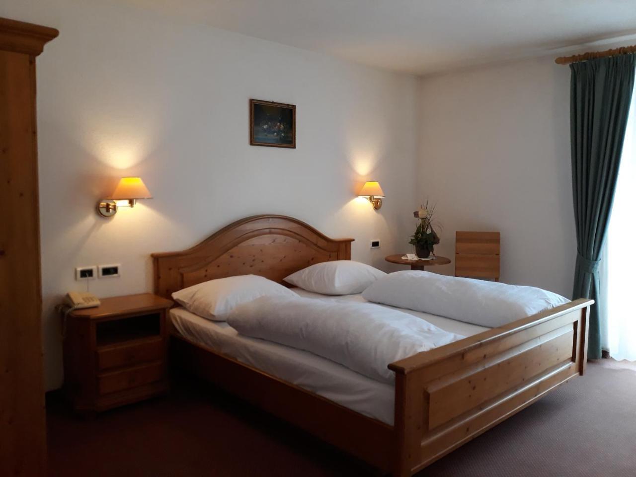 Hotel Larch Campo di Trens Dış mekan fotoğraf